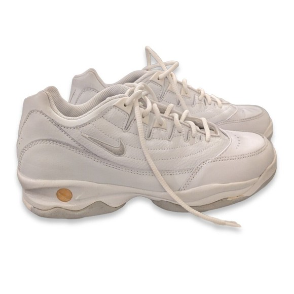 Nike Shoes - NIKE AIR Max Shoes Womens Golf Vintage Rubber Leather Athletic White 9.5
